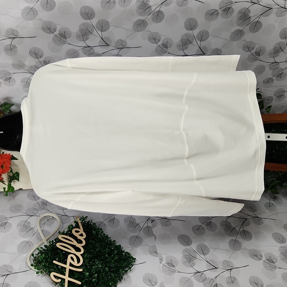 Lululemon Back In Action Long Sleeve - Picture 4 of 7